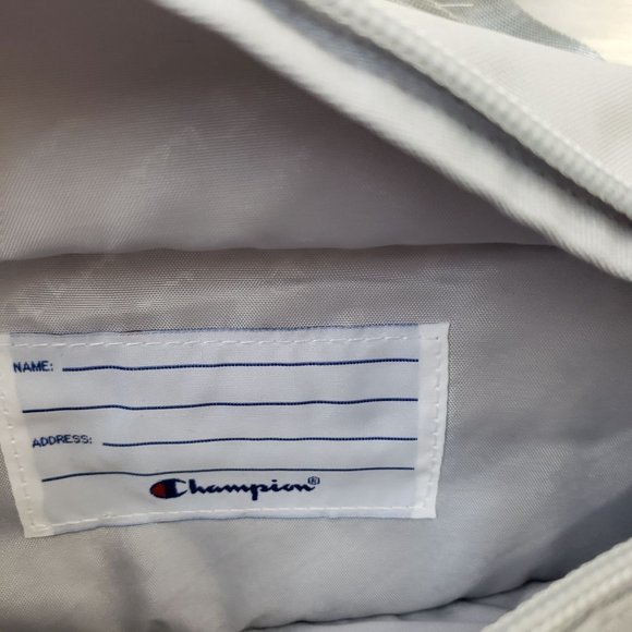 Champion NWOT Large Embroidered logo front waist fanny pack - Picture 7 of 13